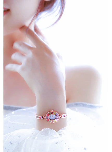 KissICON KissIcon UTHAI Womens Chain Watch - Waterproof Luxury