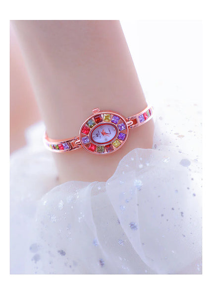 KissICON KissIcon UTHAI Womens Chain Watch - Waterproof Luxury