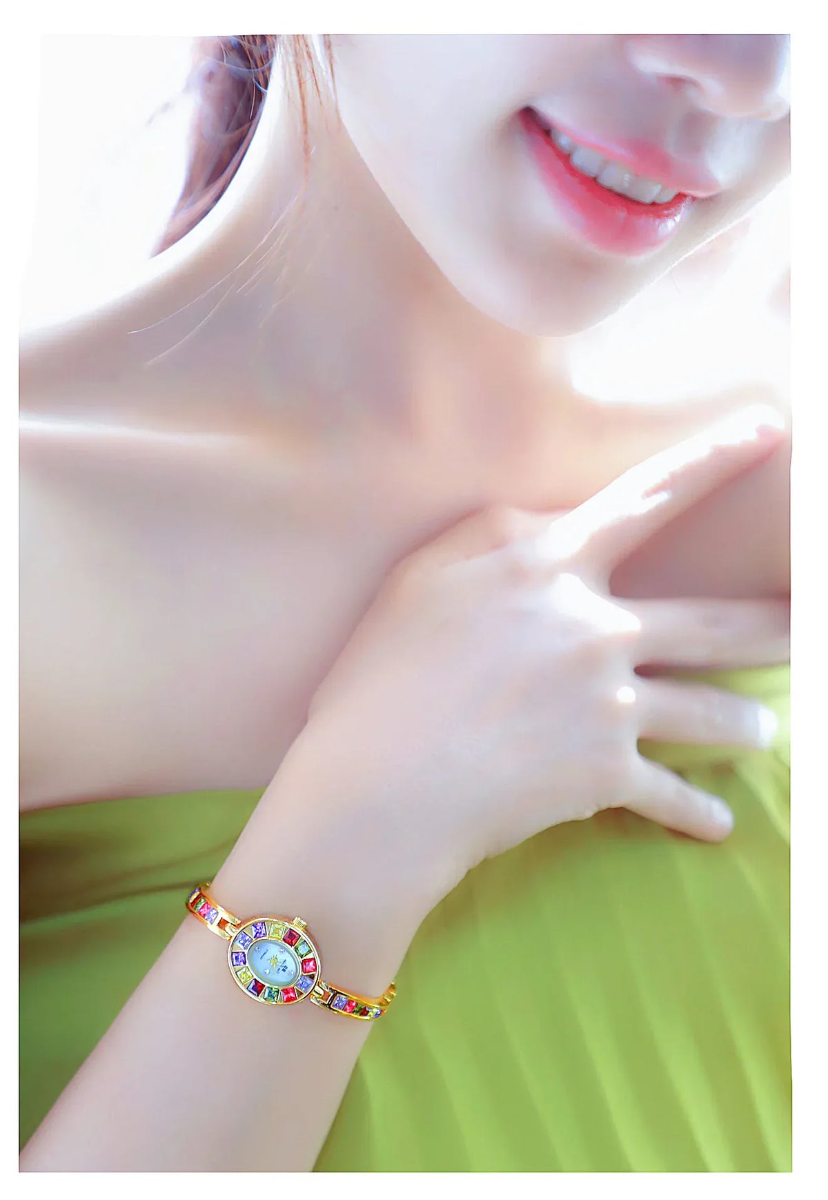 KissICON KissIcon UTHAI Womens Chain Watch - Waterproof Luxury