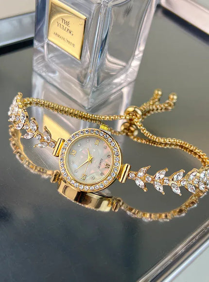 KissICON KissIcon UTHAI Womens Watch Mermaid Chain - Light