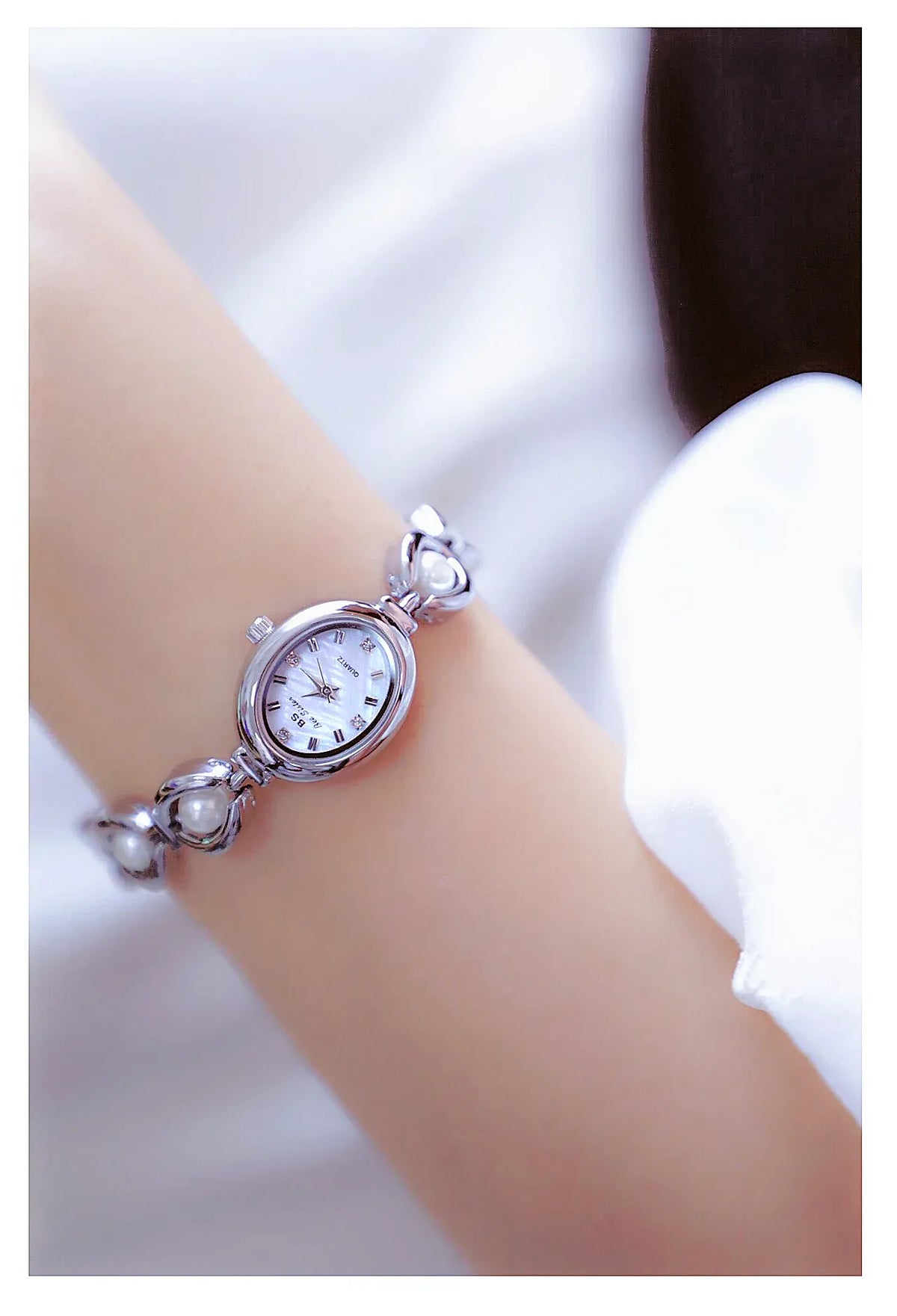 KissICON KissIcon UTHAI Womens Watch Pearl Bracelet Waterproof -