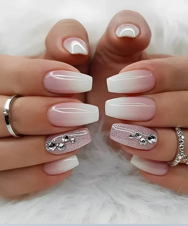 KissICON KissIcon White French Short Nails 24Pcs Cover Press