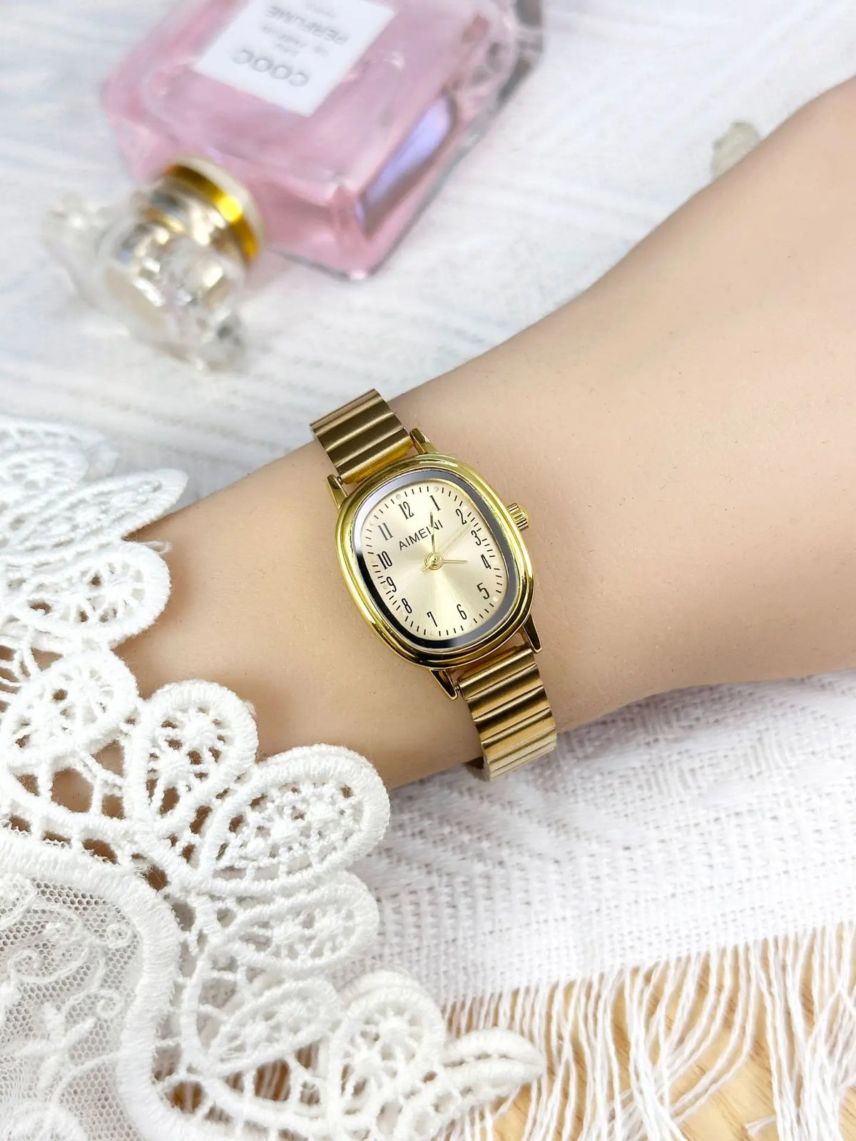 KissICON KissIcon Women Oval Gold Minimalist Watch - Steel