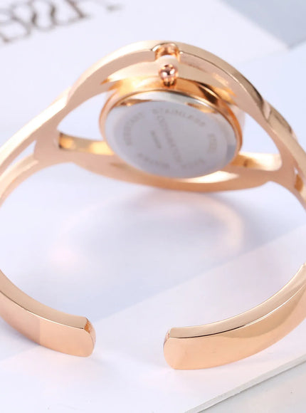 KissICON KissIcon Women's Watch Gold Tone Stainless - Light