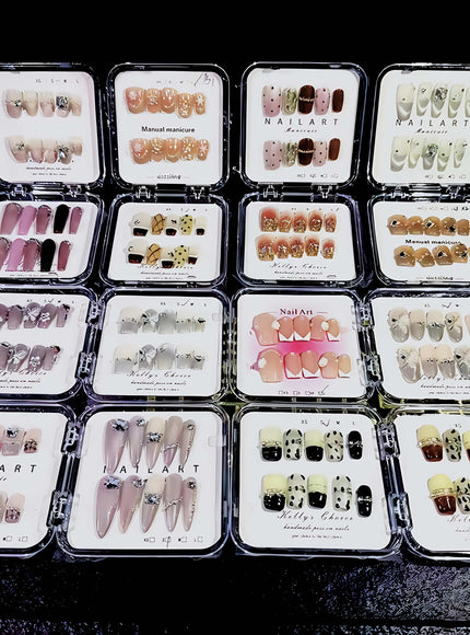KissICON .L Lucky Gift Hand Pressed Nails Set 40Pcs -