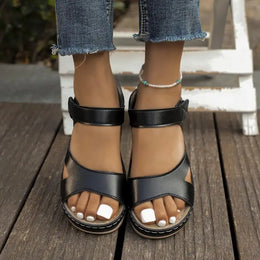 KissICON Leisure Versatile Solid Sandals Women Plus Size Comfortable