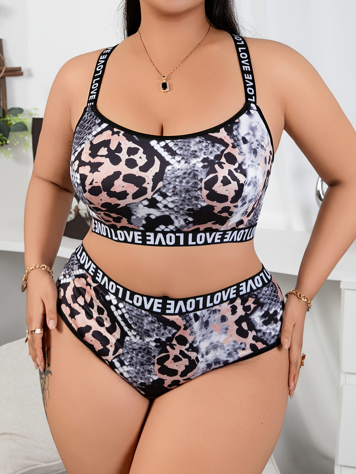 KissICON Leopard Print Backless Bra – Evenings