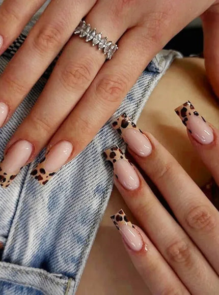 KissICON 💋 Leopard Print Press On Nails Coffin Full