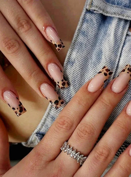 KissICON 💋 Leopard Print Press On Nails Coffin Full