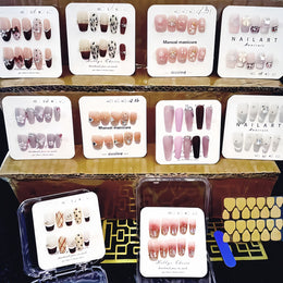KissICON Lucky Gift Hand Pressed Nails Set 40Pcs -