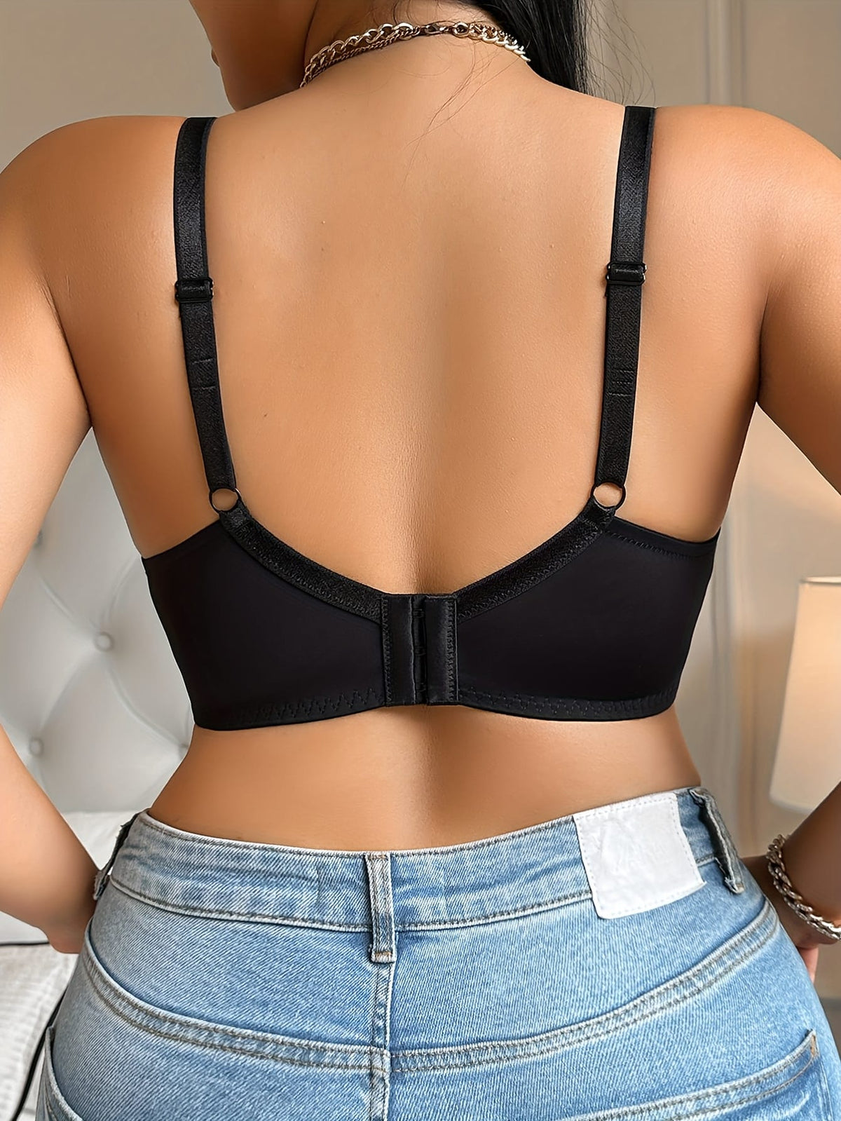 jkthpu-45 Luxe Black Lace Plus Size Underwire Bra