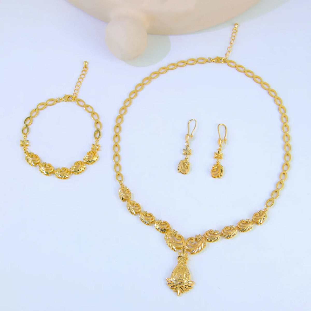 KissICON Luxury Dubai Wedding Jewelry Set 21k Gold Plated Arab Bridal Gold Necklace Bracelet Earrings Brazilian Women Vintage Jewelrys