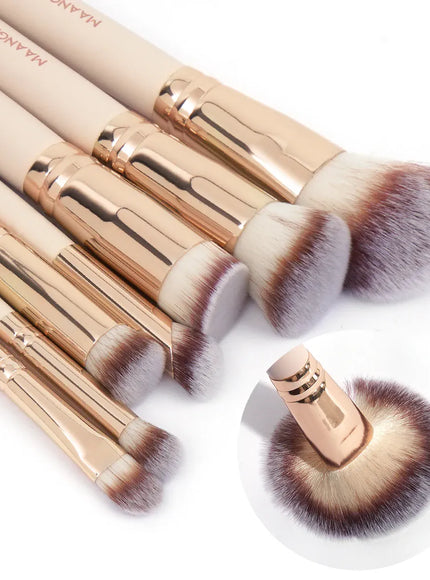 KissICON Maange Seven Piece Makeup Brush Set Bristles -