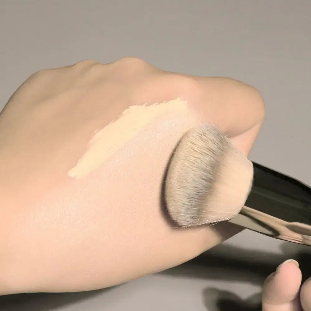 KissICON 💋 Makeup Brush - Multiuse Tool For Eyes