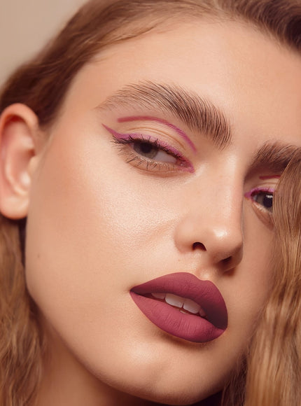 KissICON 💋 Matte Lipstick And Lip Liner Set -