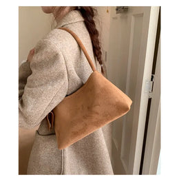 KissICON Mother-daughter Set – Suede Purse Instagram