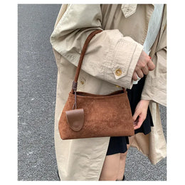 KissICON Mother-daughter Set – Suede Purse Instagram