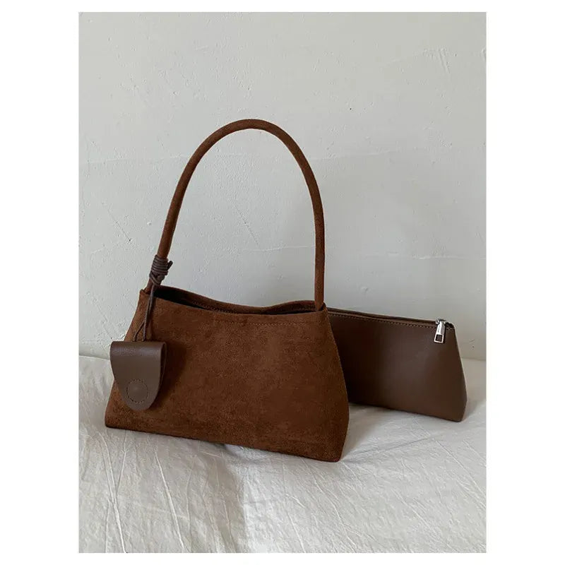 KissICON Mother-daughter Set – Suede Purse Instagram