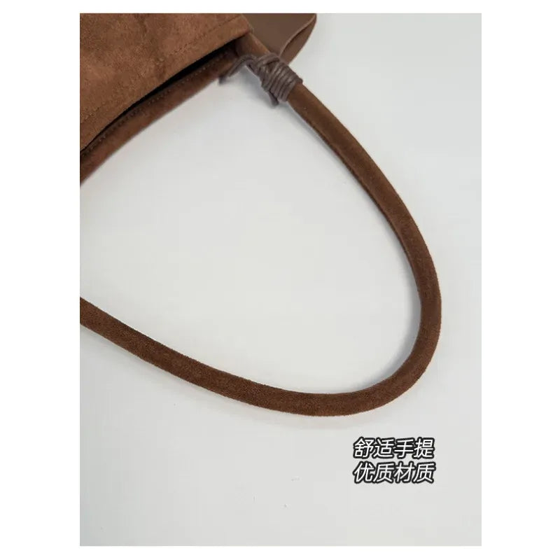 KissICON Mother-daughter Set – Suede Purse Instagram