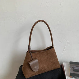 KissICON Mother-daughter Set – Suede Purse Instagram
