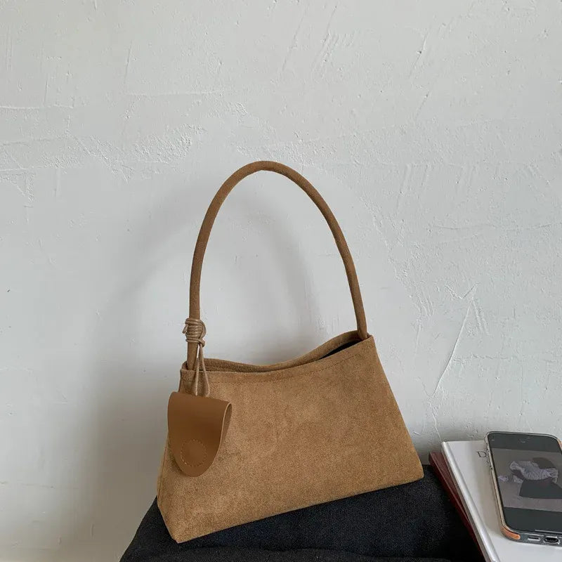 KissICON Mother-daughter Set – Suede Purse Instagram