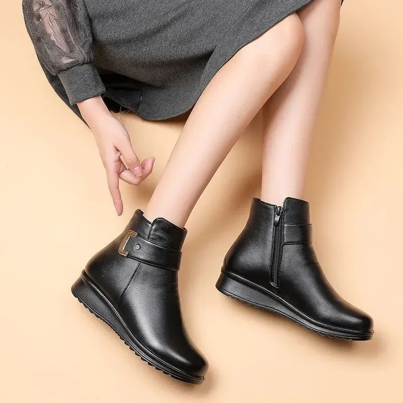 KissICON Mum Women's Warm Shoes Winter Padded Thickened Short
