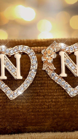 jkthpu-45 N Heart Initial Flower Earrings - April Birthstone Name Studs