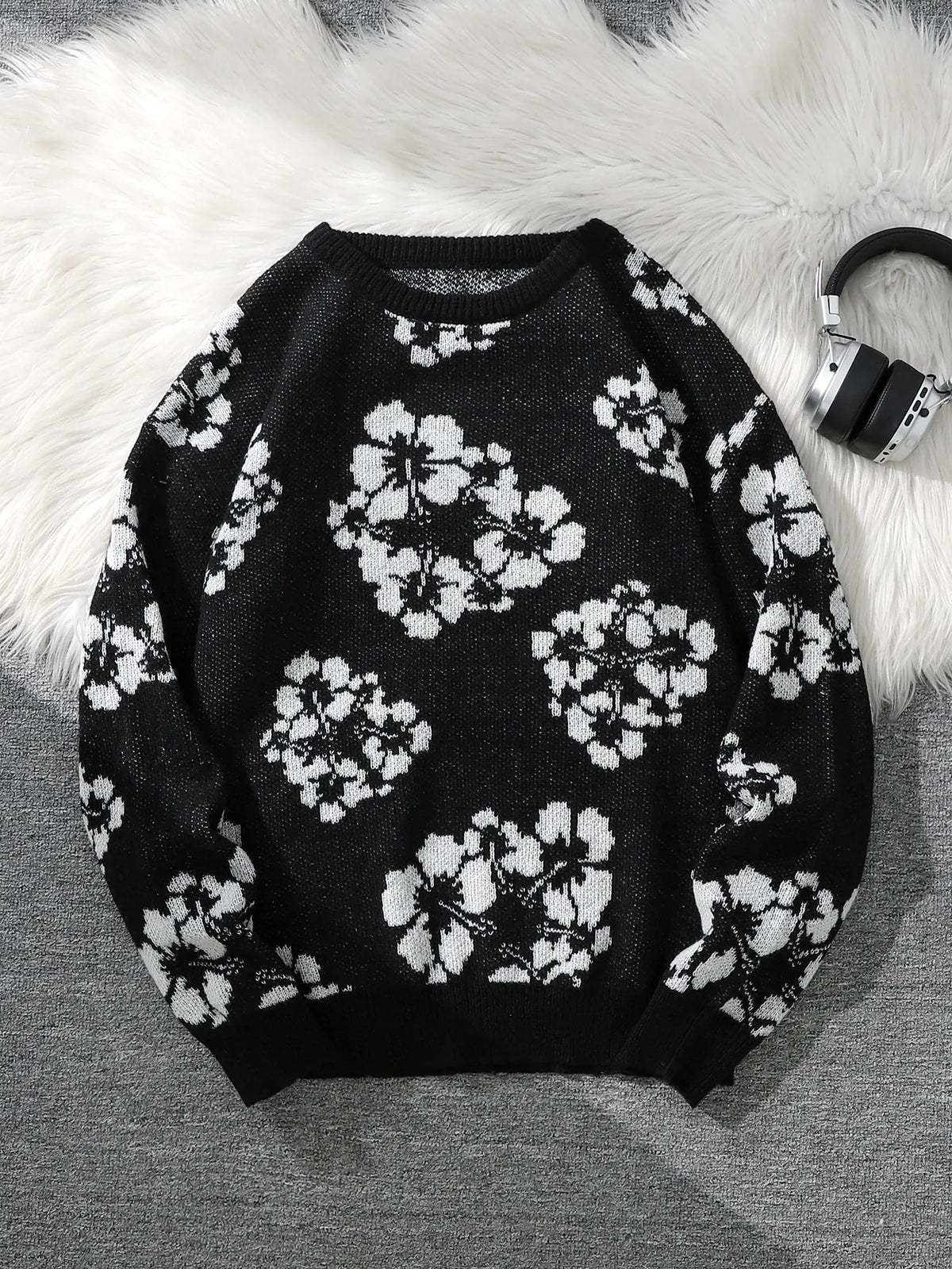 KissICON Navy Blue / XL Cool Floral Jacquard Mens Crew Neck Winter Pullover Gift