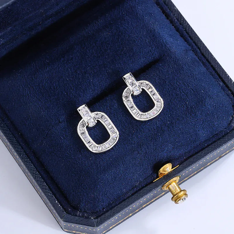 Dropshipman Option-1 KissIcon Silver Plated Stud Earrings Zircon - Sparkly