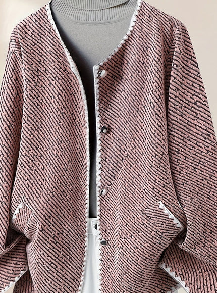 KissICON Pale Pinkish Gray / UK 16 Elegant Curve Greywhite Contrast Collar Jacket
