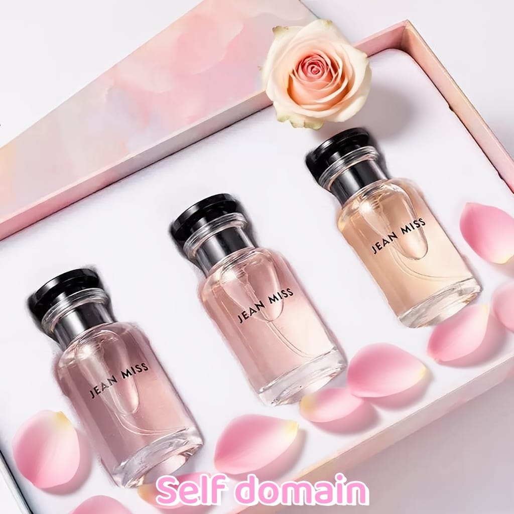 KissICON Pink / 90ML 30ml Trio Blackcurrant Jasmine Rose Floral Woody Perfume