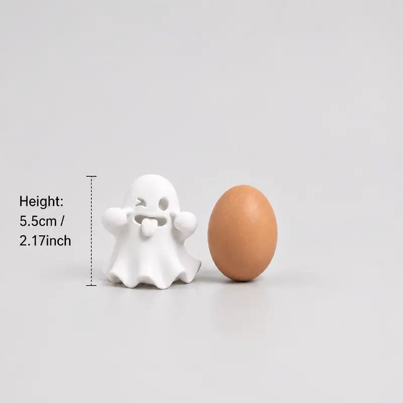 KissICON Playful And Cute Ghost Figurines, Halloween Creative Decorations, Healing Mini Ornaments Suitable For Home Office Desktop Decor