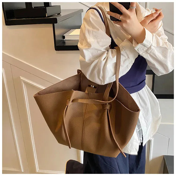 KissICON Pleated Tote – Women's Wing-inspired Statement