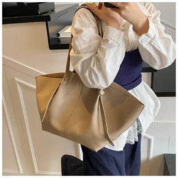 KissICON Pleated Tote – Women's Wing-inspired Statement
