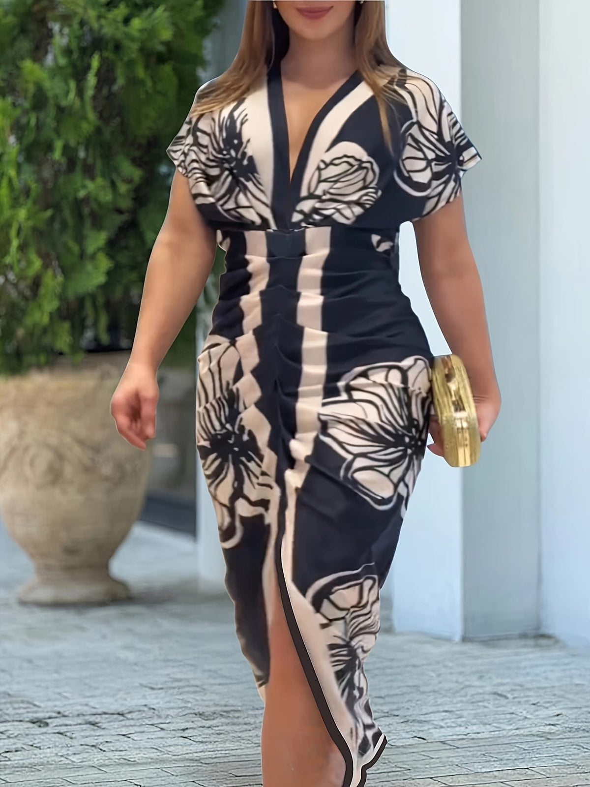 jkthpu-45 Plus Size, CHICME Women's Retro Floral Print V-Neck Ruched Waist Slit Bodycon Dress - Summer Casual Machine Washable Black & White Stripes with Golden Accents