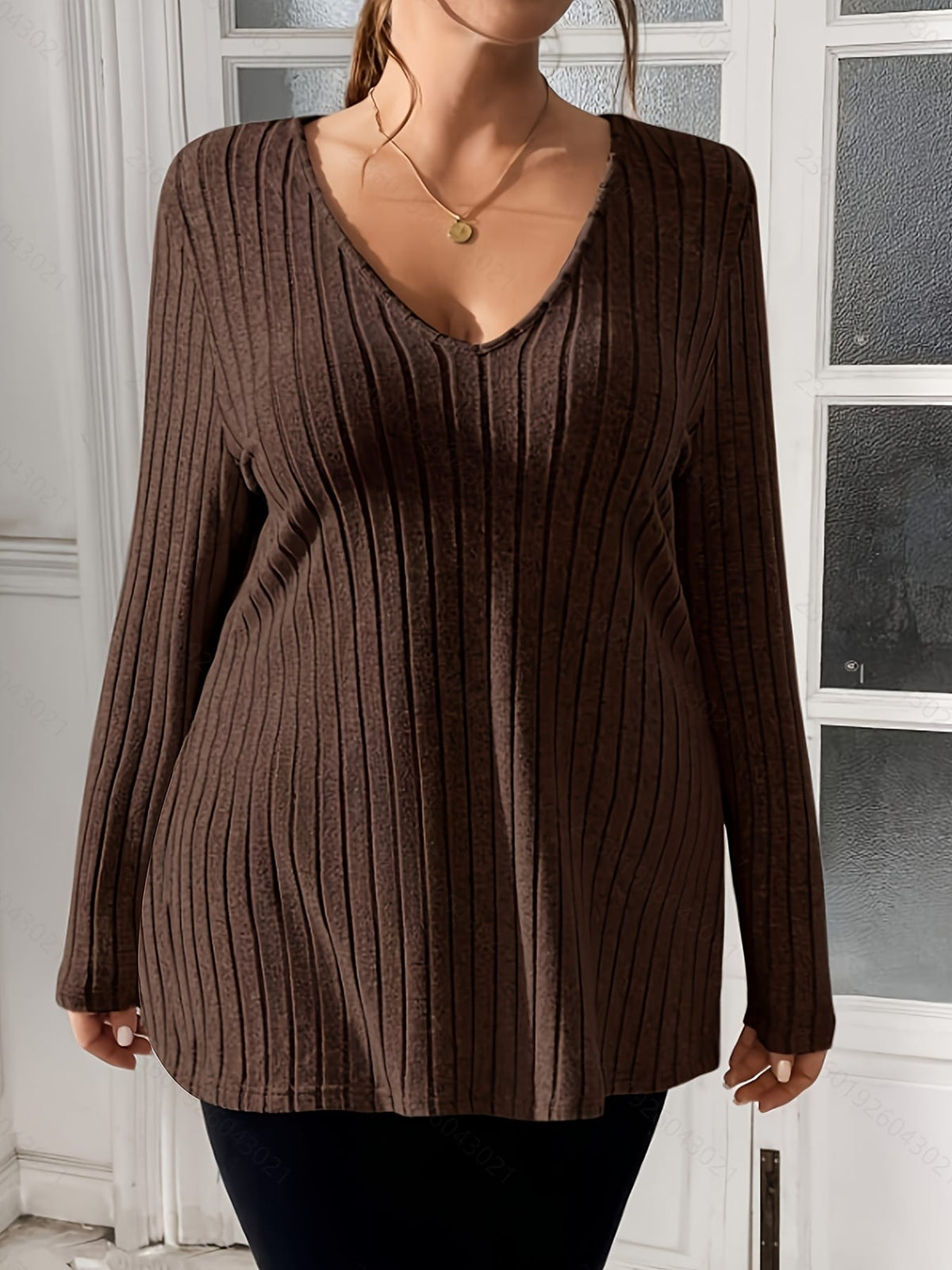 jkthpu-45 Plus Size Coffee Brown V-Neck Knit Sweater – Elegant Long Sleeve