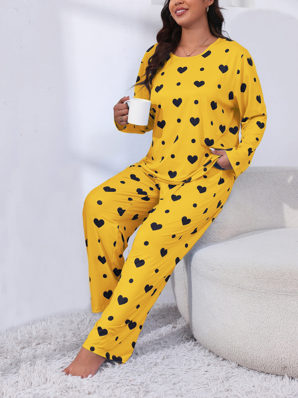jkthpu-45 Plus Size Cozy Heart Print Pajama Set -