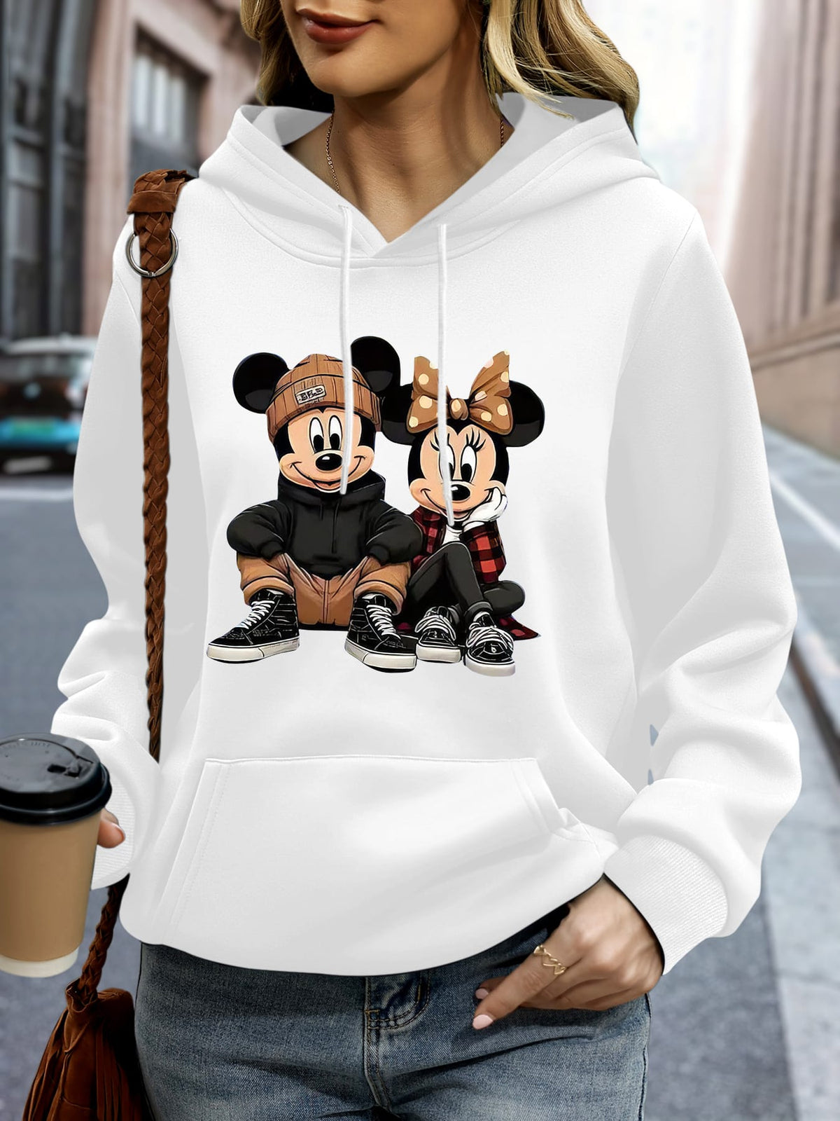 jkthpu-45 Plus Size, Disney Mickey and Minnie are sitting