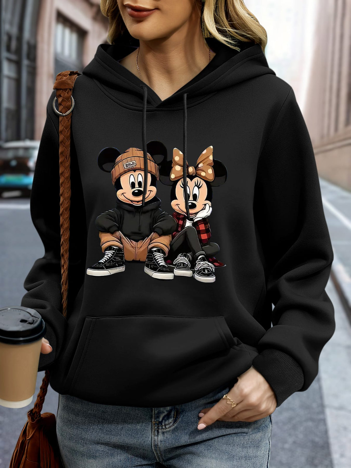 jkthpu-45 Plus Size, Disney Mickey and Minnie are sitting