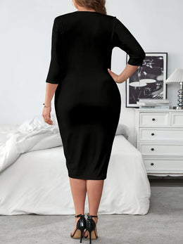jkthpu-45 Plus Size - Elegant And Fashionable Mid-Length Dress for Women in Plus Size, Featuring a V-Neck And Half Sleeves with Rhinestone Embellishments.
