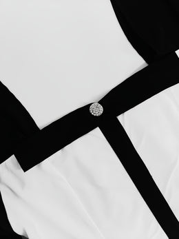 jkthpu-45 Plus Size Elegant Blouse – Black & White Contrast Waist-Cinching Shirt
