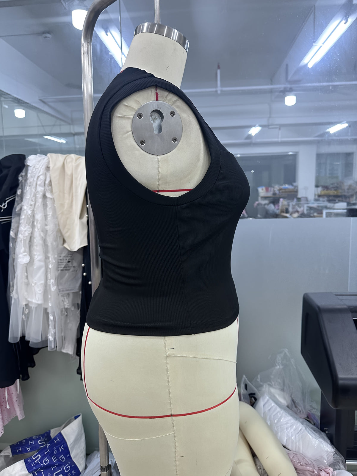 KissICON Plus Size - Elegant Plus Size Women'S Mesh