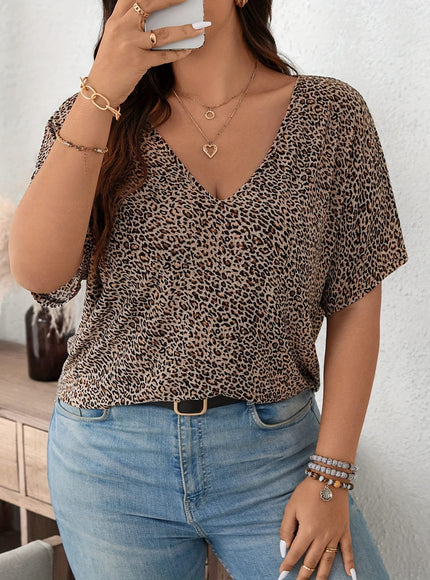 KissICON Plus Size, Everyday and Outing, Casual Leopard Print Oversized Women's T-Shirt