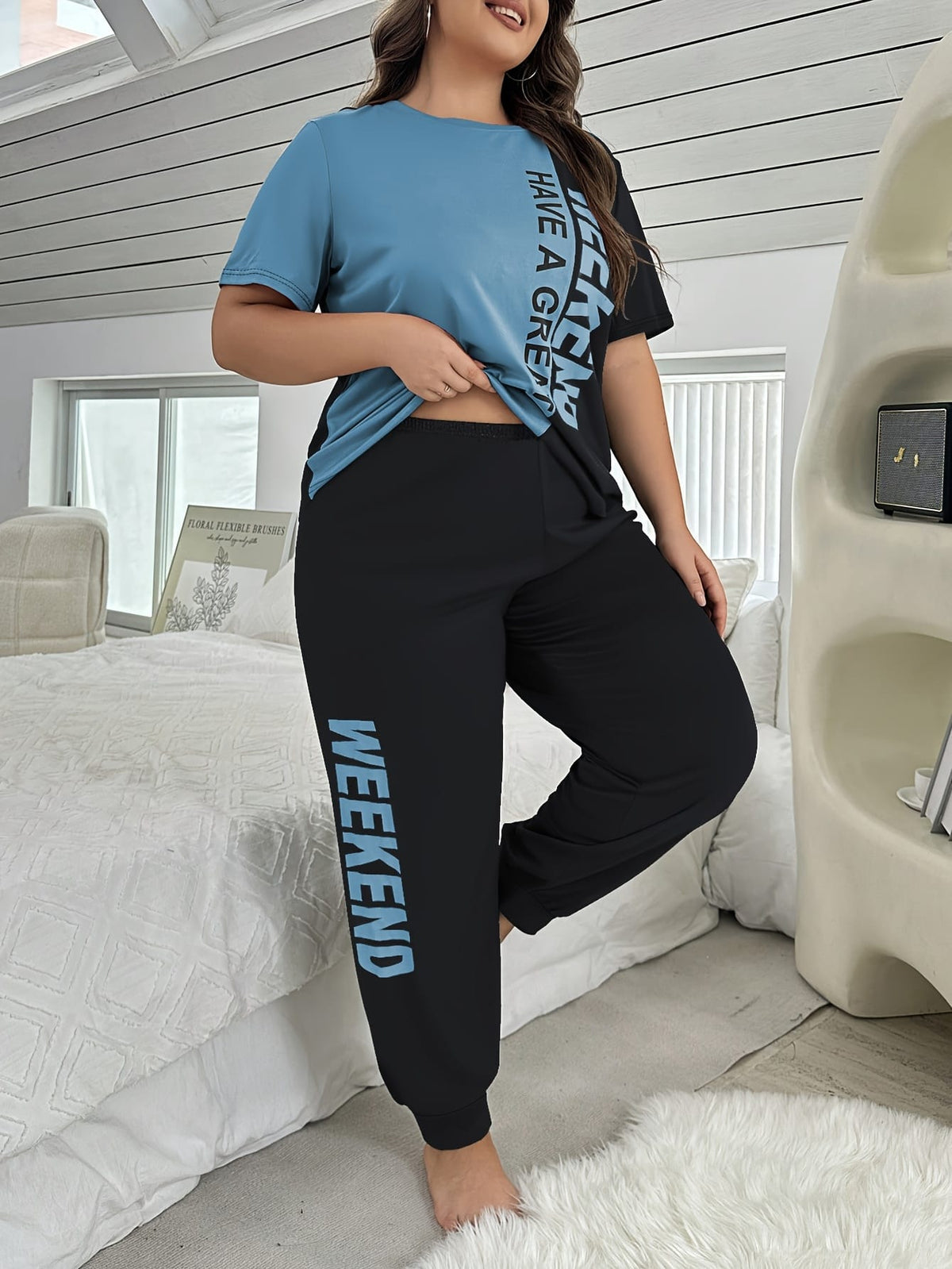 jkthpu-45 Plus Size "Have a Great Weekend" Print Short