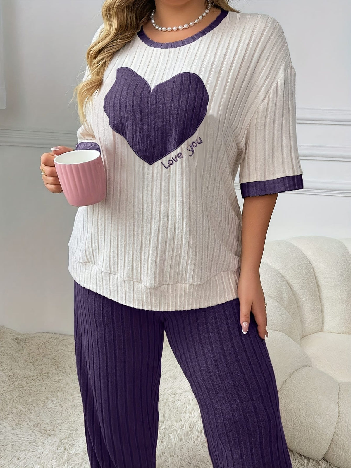 jkthpu-45 Plus Size Heart Embroidery Slim Fit Short Sleeve