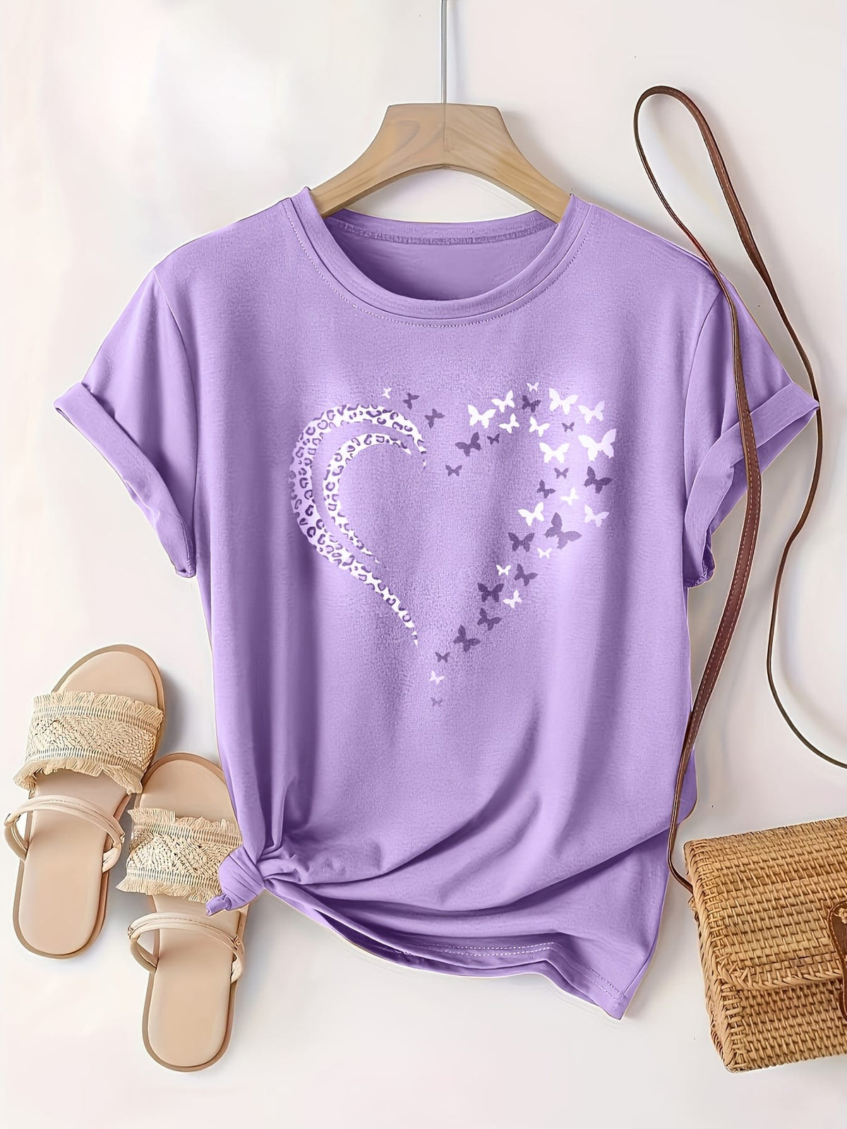 KissICON Plus Size Heart Print T-Shirt, Casual Crew Neck Short Sleeve T-Shirt, Women's Plus Size Clothing