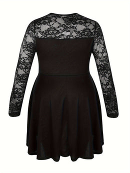 jkthpu-45 Plus Size Lace Panel Semi-Sheer Asymmetrical Hem Top – Black Round Neck