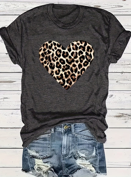 KissICON Plus Size Leopard Heart Print T-shirt - Vibrant Short Sleeve Crew Neck Casual Top for Summer & Spring - Soft, Breathable, Relaxed Fit Women's Plus Size Clothing for Everyday Wear