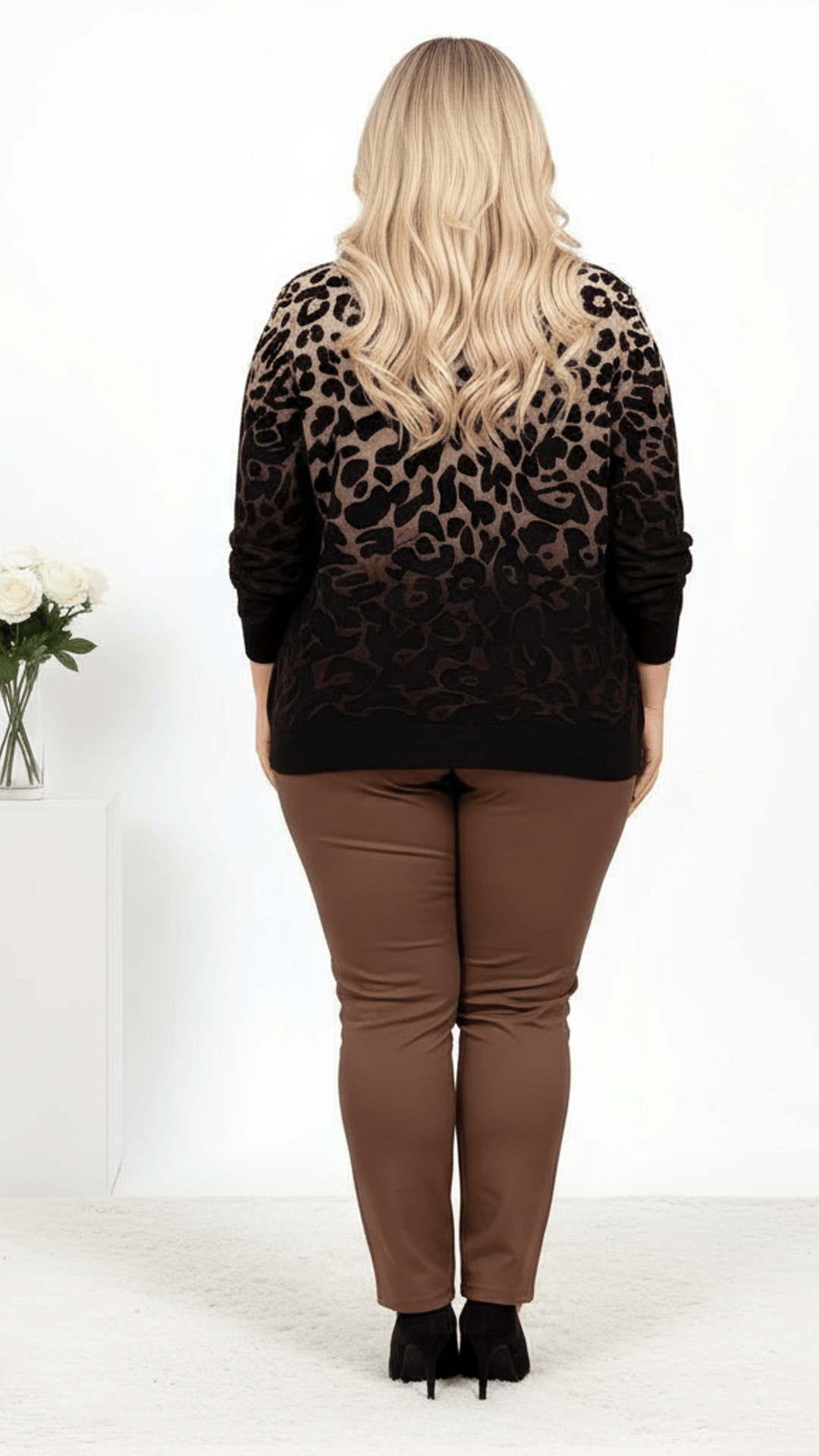 jkthpu-45 Plus Size Leopard Ombre Crewneck Sweatshirt  Beige to Black