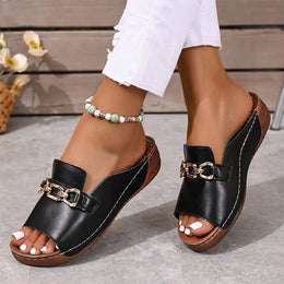 KissICON Plus Size Metal Chain Decor Wedge Sandals Women